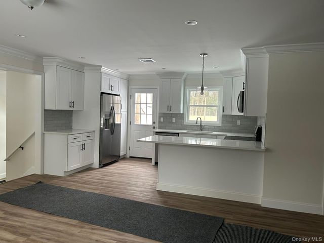 70 Crestwood Drive, Shirley, NY 11967