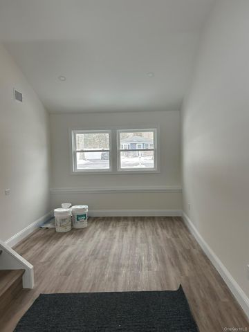 70 Crestwood Drive, Shirley, NY 11967