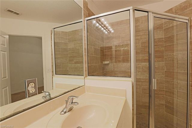 8205 Pacific Beach DR, Fort Myers, FL 33966