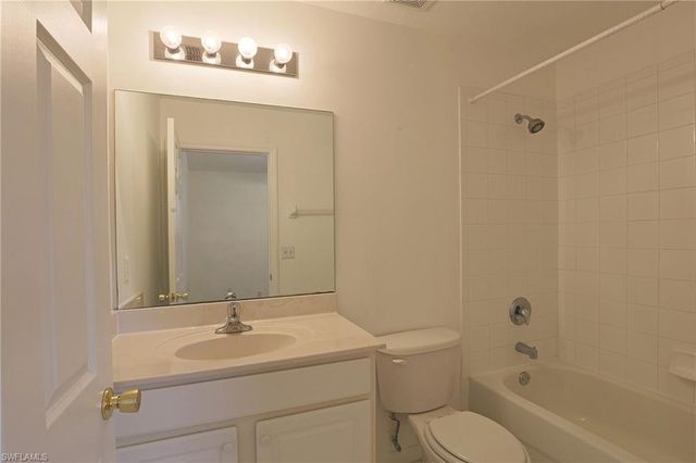 8205 Pacific Beach DR, Fort Myers, FL 33966