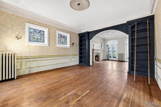 49 Aberdeen Place, Clayton, MO 63105