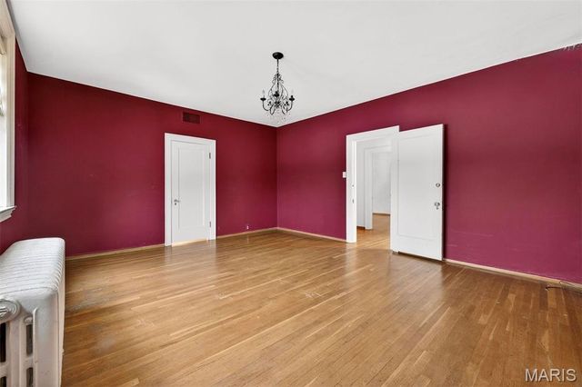 49 Aberdeen Place, Clayton, MO 63105