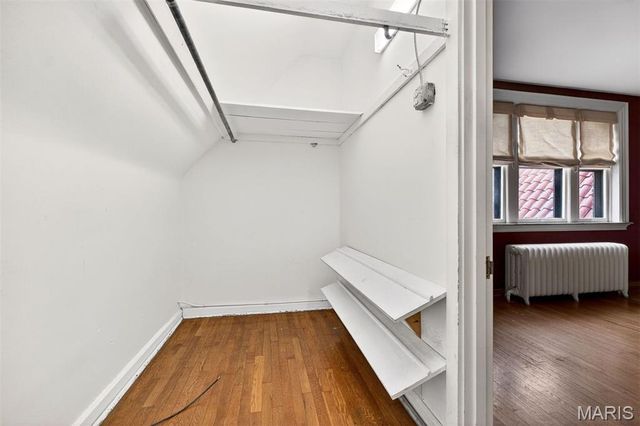 49 Aberdeen Place, Clayton, MO 63105