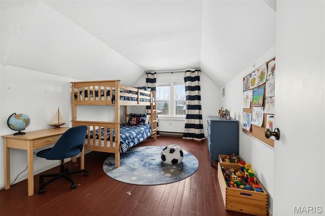 49 Aberdeen Place, Clayton, MO 63105