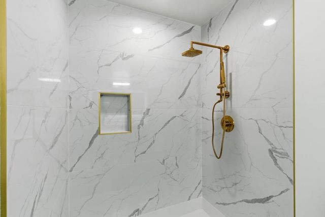 560 El Camino Real 207, San Carlos, CA 94070