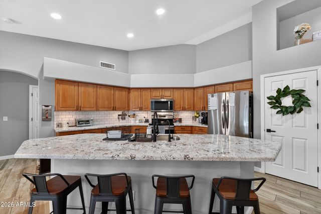 2174 S STUART Avenue, Gilbert, AZ 85295