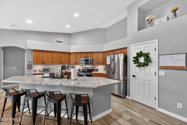 2174 S STUART Avenue, Gilbert, AZ 85295