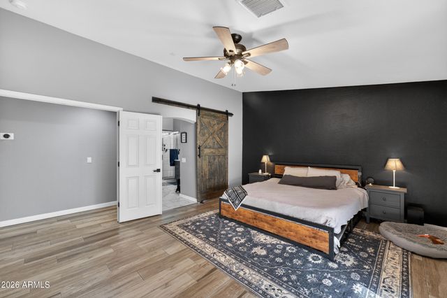 2174 S STUART Avenue, Gilbert, AZ 85295