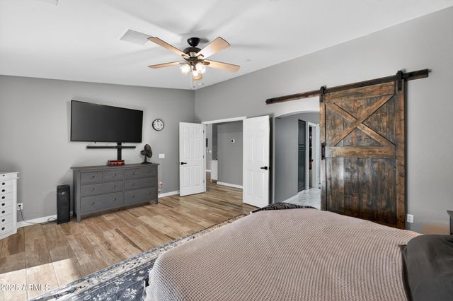 2174 S STUART Avenue, Gilbert, AZ 85295