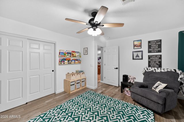 2174 S STUART Avenue, Gilbert, AZ 85295