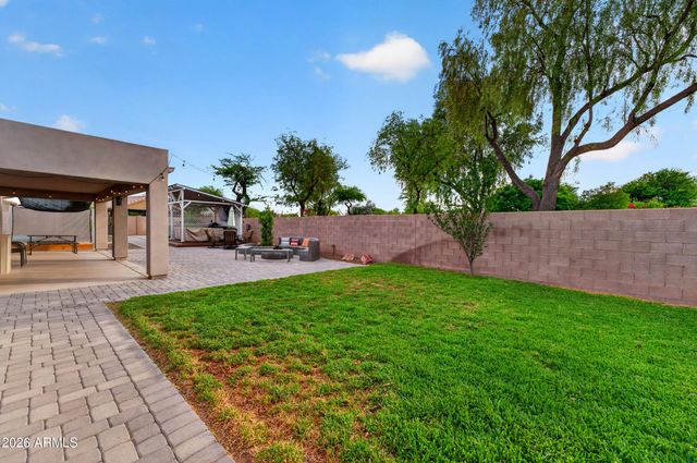 2174 S STUART Avenue, Gilbert, AZ 85295