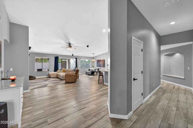 2174 S STUART Avenue, Gilbert, AZ 85295