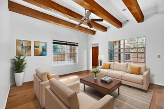 9 New Village Avenue, Santa Fe, NM 87508