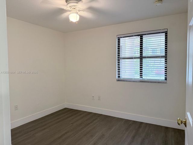 3585 NE 5th St 102, Homestead, FL 33033