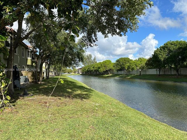 3585 NE 5th St 102, Homestead, FL 33033
