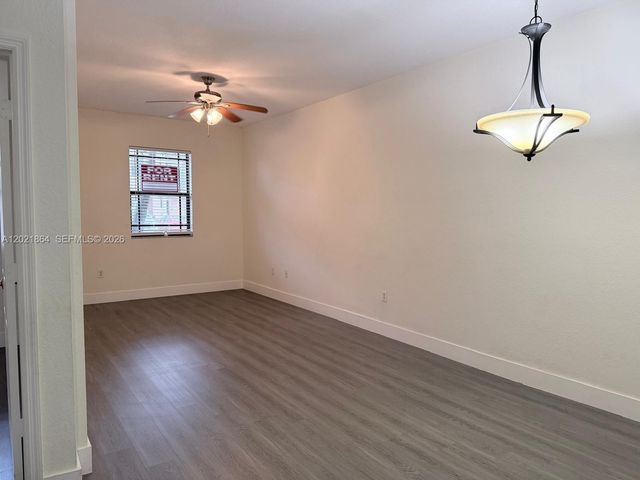 3585 NE 5th St 102, Homestead, FL 33033