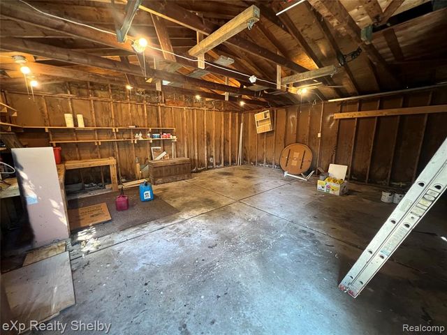 19833 Macel Street, Roseville, MI 48066