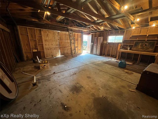 19833 Macel Street, Roseville, MI 48066
