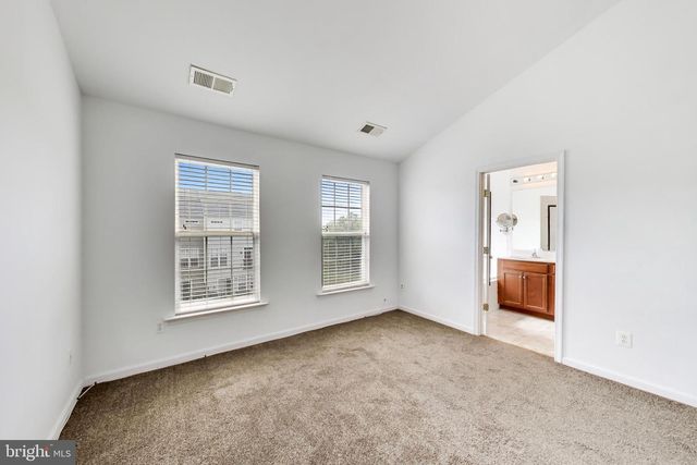 43 GLOBE ST, Martinsburg, WV 25404