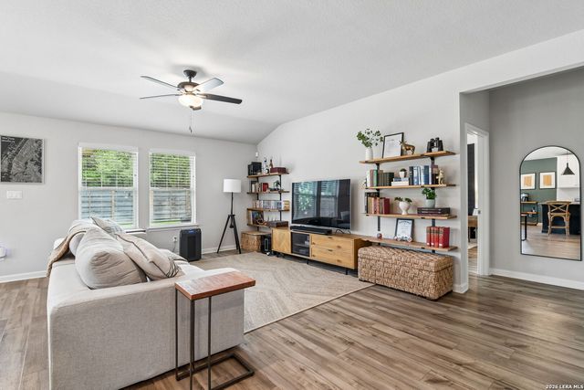 10738 YELLOWTAIL BLVD, Boerne, TX 78006
