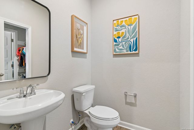10738 YELLOWTAIL BLVD, Boerne, TX 78006