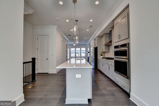 6766 Encore Boulevard, Sandy Springs, GA 30328