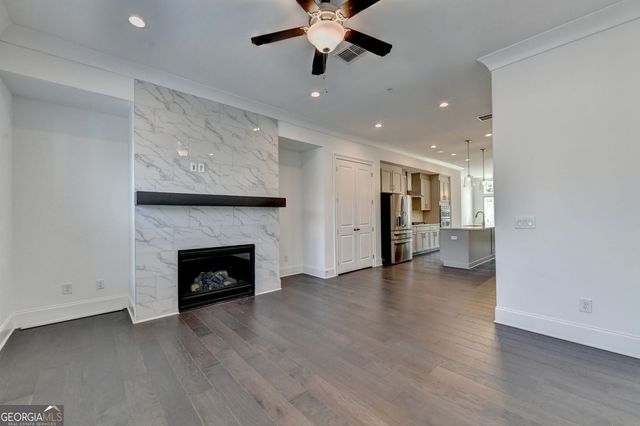 6766 Encore Boulevard, Sandy Springs, GA 30328