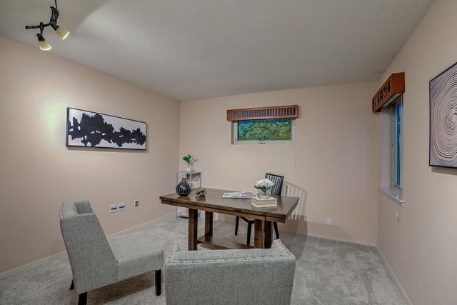 626 Black Hawk Drive NE, Albuquerque, NM 87122