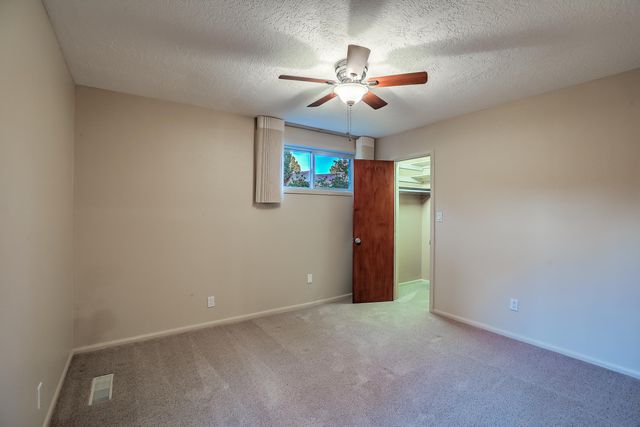 626 Black Hawk Drive NE, Albuquerque, NM 87122