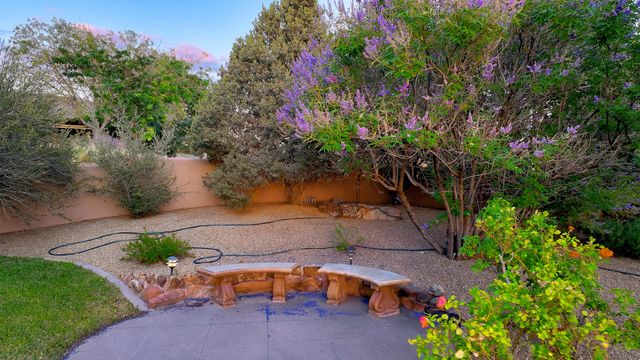 626 Black Hawk Drive NE, Albuquerque, NM 87122