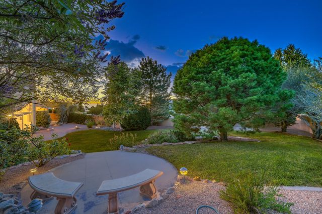 626 Black Hawk Drive NE, Albuquerque, NM 87122
