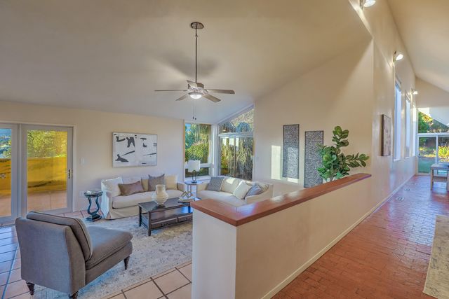 626 Black Hawk Drive NE, Albuquerque, NM 87122