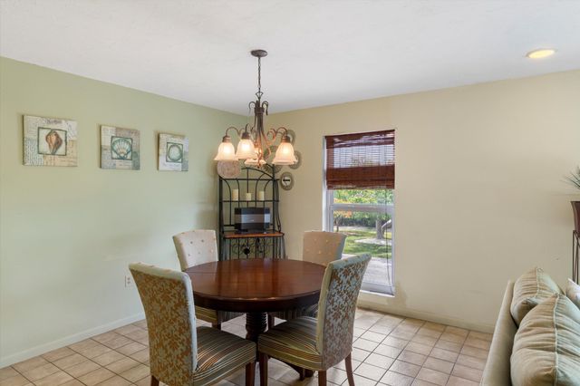 12690 Overseas Hwy Apt 51, Marathon, FL 33050