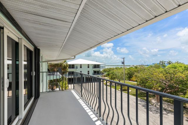 12690 Overseas Hwy Apt 51, Marathon, FL 33050