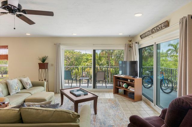 12690 Overseas Hwy Apt 51, Marathon, FL 33050