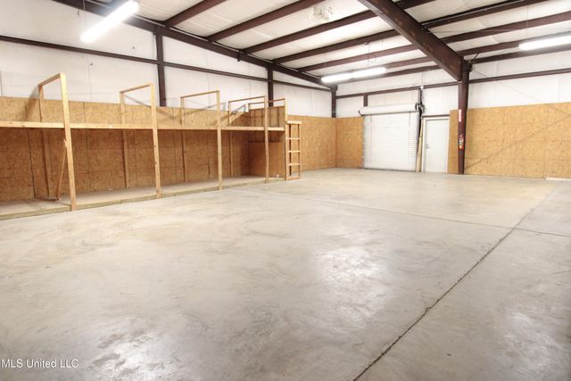 76 E Frontage Road, Lucedale, MS 39452
