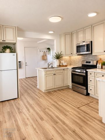 5820 Dewey Blvd, Sacramento, CA 95824