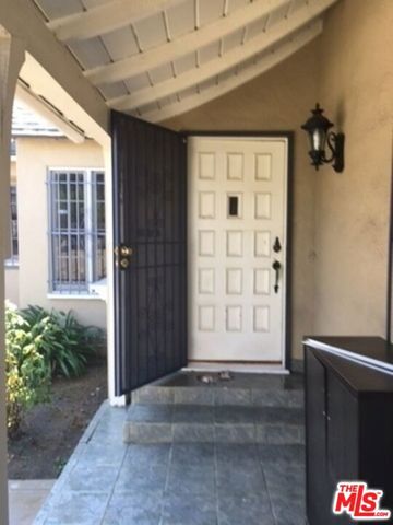 4026 Ingraham Street House, Los Angeles, CA 90005