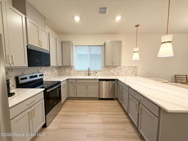 3749 Grappler Circle SE, Palm Bay, FL 32909