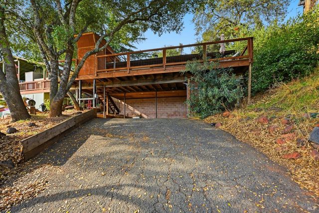 11664 Lakeview Dr, Clearlake Oaks, CA 95423