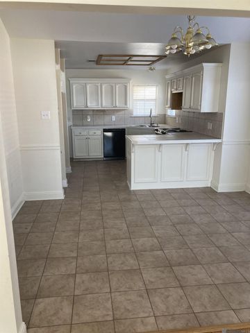 9930 Glavin Ave, Baton Rouge, LA 70810