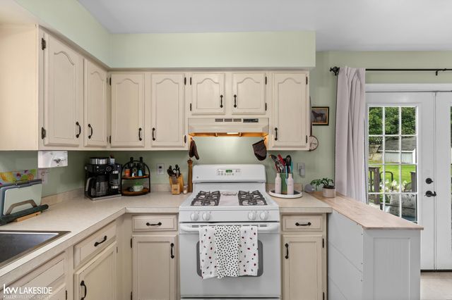 1168 Keble Lane, Oxford, MI 48371