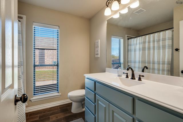 4940 SPRING HILL DRIVE, Wichita Falls, TX 76310