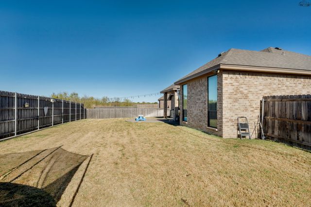 4940 SPRING HILL DRIVE, Wichita Falls, TX 76310
