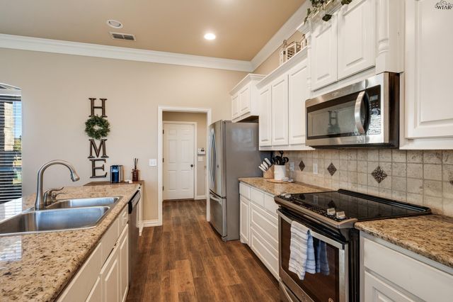 4940 SPRING HILL DRIVE, Wichita Falls, TX 76310