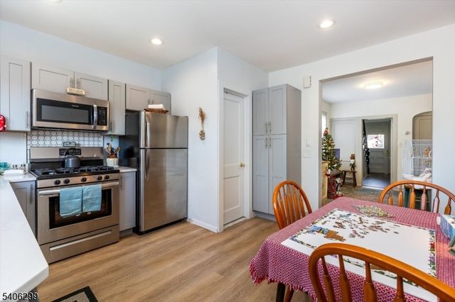 77 Stevens Ave, Little Falls Twp., NJ 07424