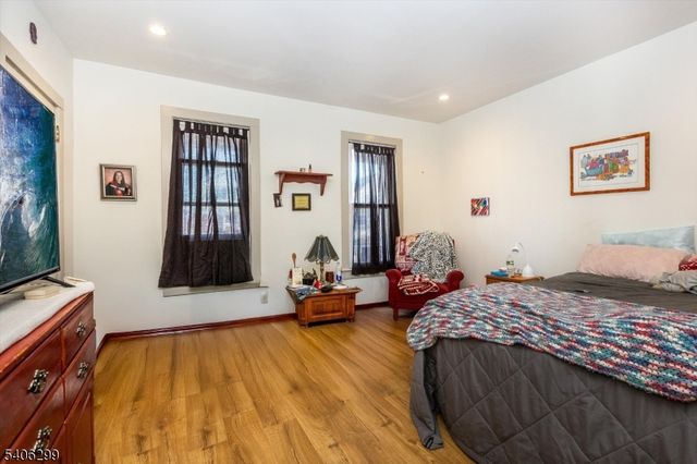 77 Stevens Ave, Little Falls Twp., NJ 07424