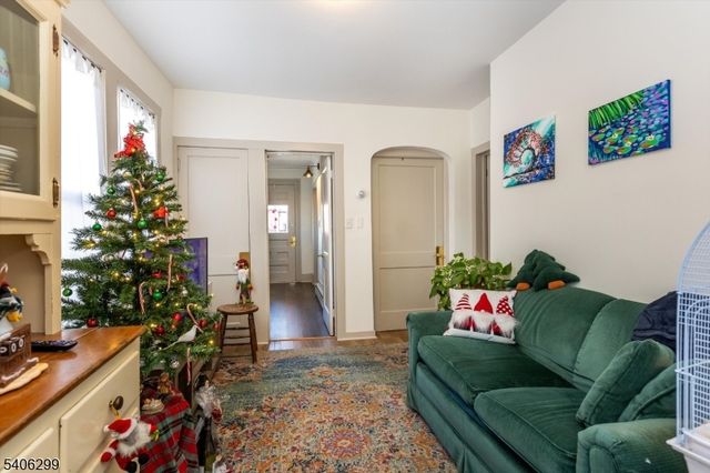 77 Stevens Ave, Little Falls Twp., NJ 07424