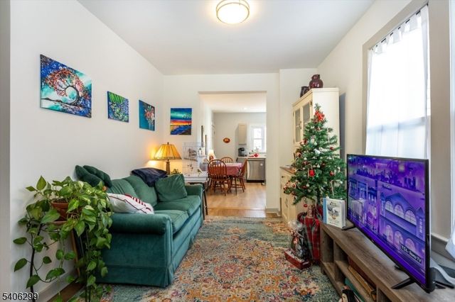 77 Stevens Ave, Little Falls Twp., NJ 07424