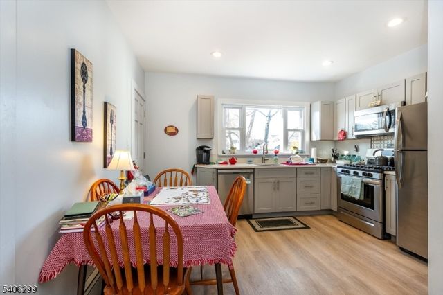 77 Stevens Ave, Little Falls Twp., NJ 07424